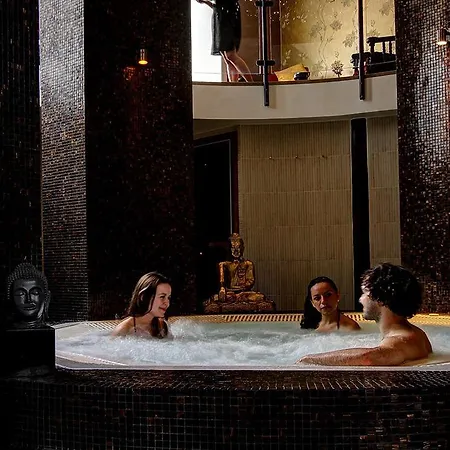 Kong Arthur Hotel 4*