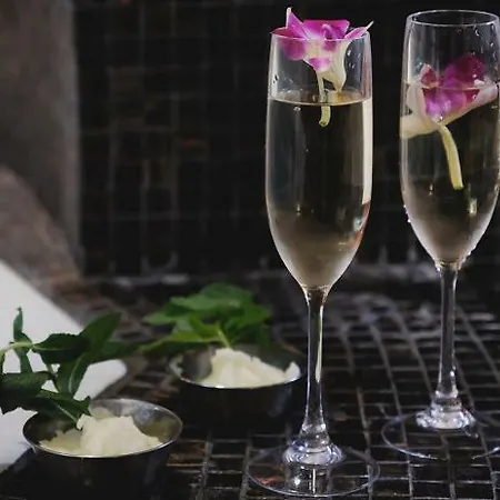 Hotel Kong Arthur 4*