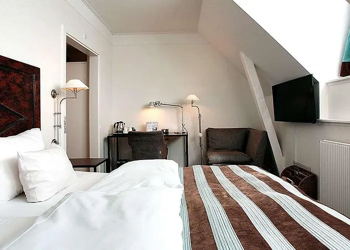 Kong Arthur מלון 4*