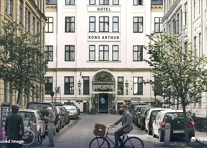 Kong Arthur מלון 4*