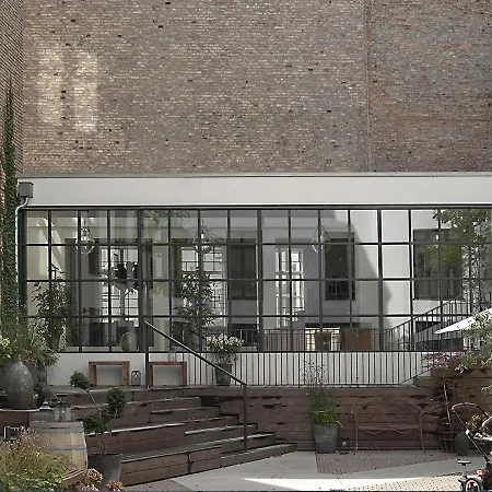 コン アルトゥル